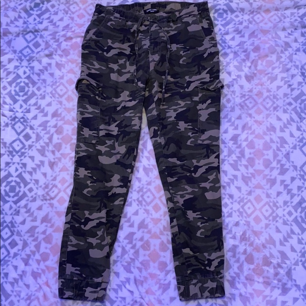 Camouflage cargo Joggers